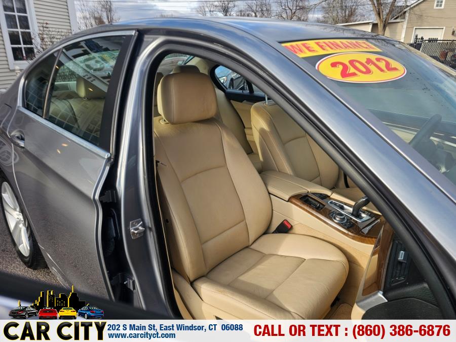 2012 BMW 5 Series 4dr Sdn 528i xDrive AWD, available for sale in East Windsor, Connecticut | Car City LLC. East Windsor, Connecticut 2012 BMW 5 Series 4dr Sdn 528i xDrive AWD, available for sale in East Windsor, Connecticut | Car City LLC. East Windsor, Connecticut