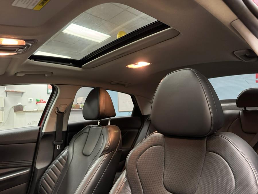 2022 Hyundai Elantra Limited IVT, available for sale in Inwood, New York | 5 Towns Drive. Inwood, New York 2022 Hyundai Elantra Limited IVT, available for sale in Inwood, New York | 5 Towns Drive. Inwood, New York