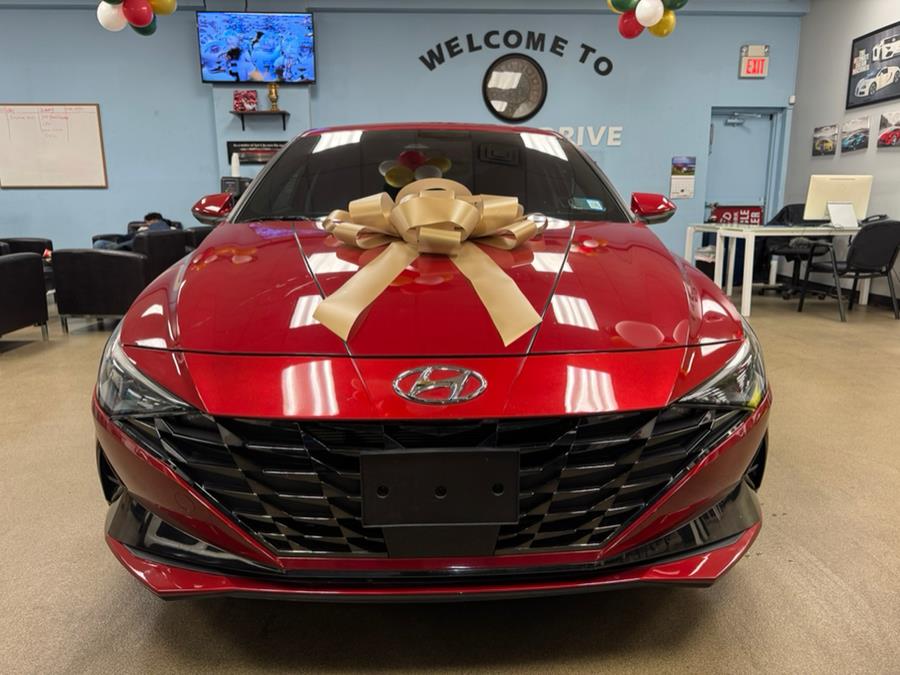 2022 Hyundai Elantra Limited IVT, available for sale in Inwood, New York | 5 Towns Drive. Inwood, New York 2022 Hyundai Elantra Limited IVT, available for sale in Inwood, New York | 5 Towns Drive. Inwood, New York