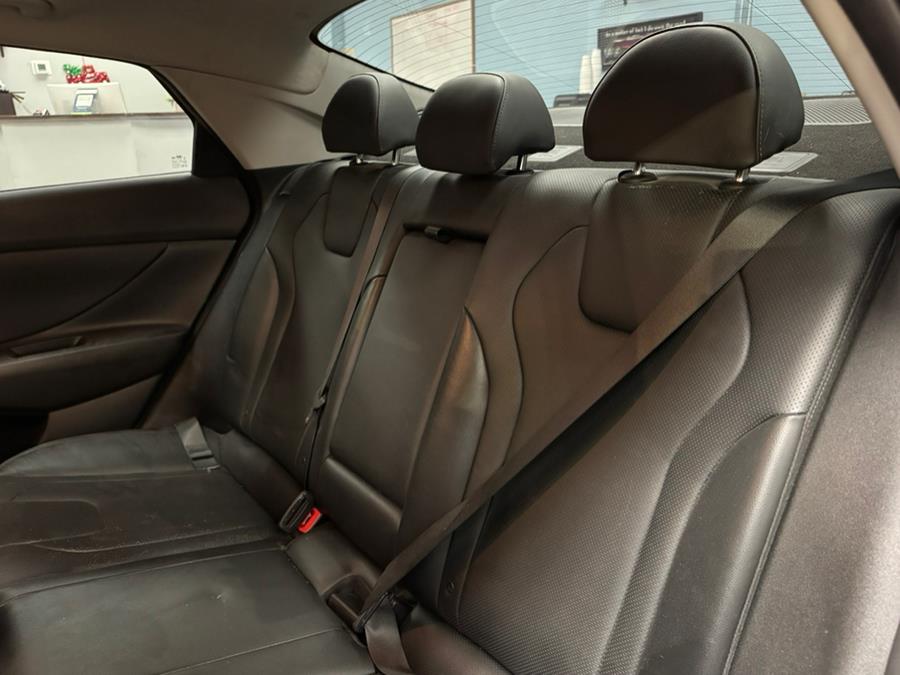 2022 Hyundai Elantra Limited IVT, available for sale in Inwood, New York | 5 Towns Drive. Inwood, New York 2022 Hyundai Elantra Limited IVT, available for sale in Inwood, New York | 5 Towns Drive. Inwood, New York