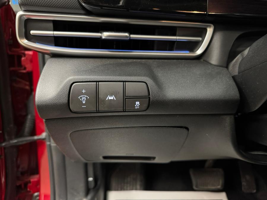2022 Hyundai Elantra Limited IVT, available for sale in Inwood, New York | 5 Towns Drive. Inwood, New York 2022 Hyundai Elantra Limited IVT, available for sale in Inwood, New York | 5 Towns Drive. Inwood, New York