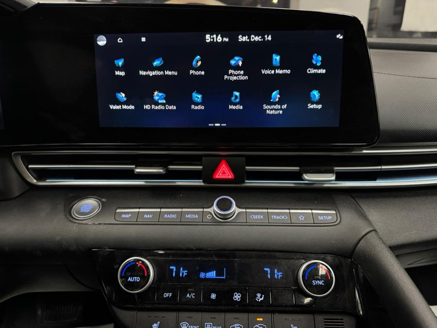 2022 Hyundai Elantra Limited IVT, available for sale in Inwood, New York | 5 Towns Drive. Inwood, New York 2022 Hyundai Elantra Limited IVT, available for sale in Inwood, New York | 5 Towns Drive. Inwood, New York