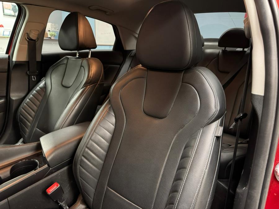 2022 Hyundai Elantra Limited IVT, available for sale in Inwood, New York | 5 Towns Drive. Inwood, New York 2022 Hyundai Elantra Limited IVT, available for sale in Inwood, New York | 5 Towns Drive. Inwood, New York