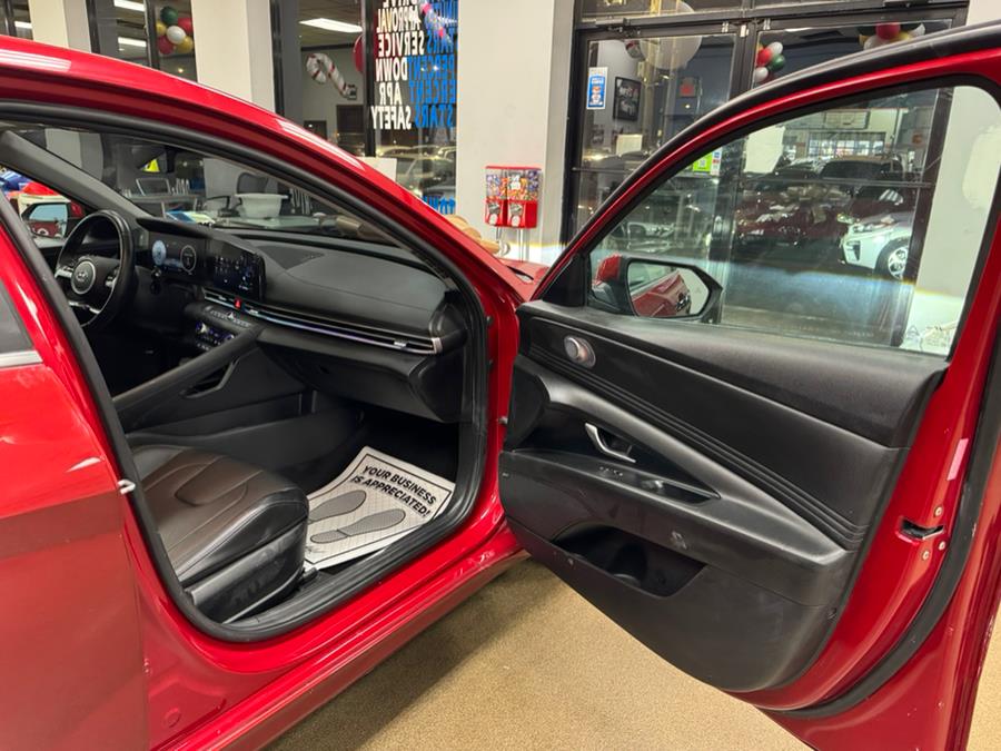2022 Hyundai Elantra Limited IVT, available for sale in Inwood, New York | 5 Towns Drive. Inwood, New York 2022 Hyundai Elantra Limited IVT, available for sale in Inwood, New York | 5 Towns Drive. Inwood, New York