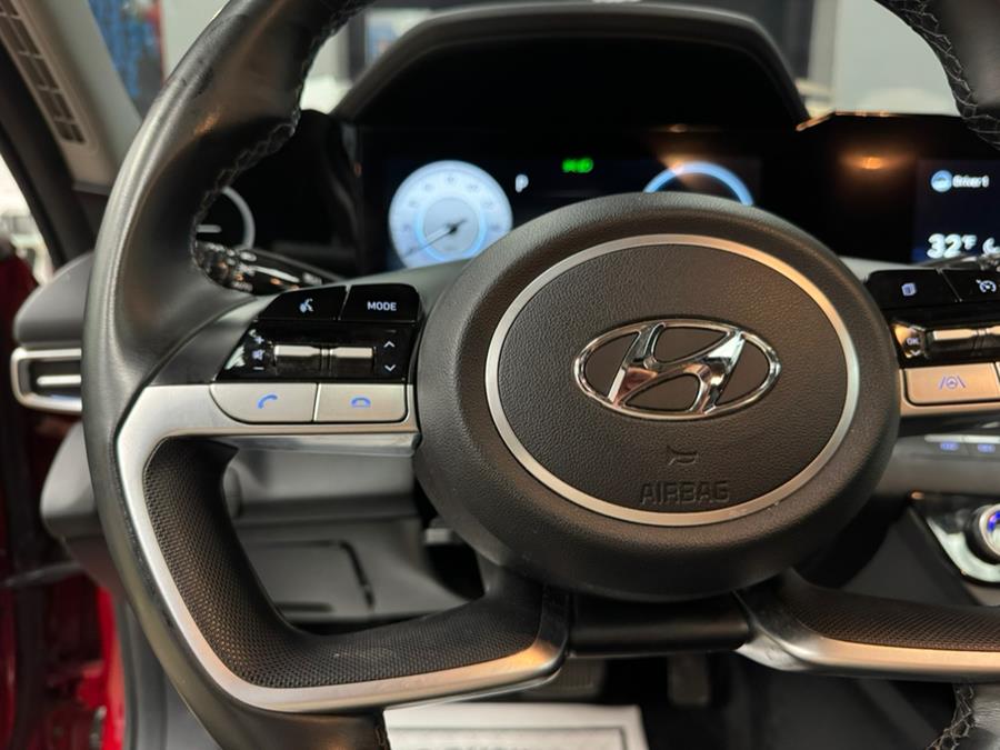 2022 Hyundai Elantra Limited IVT, available for sale in Inwood, New York | 5 Towns Drive. Inwood, New York 2022 Hyundai Elantra Limited IVT, available for sale in Inwood, New York | 5 Towns Drive. Inwood, New York