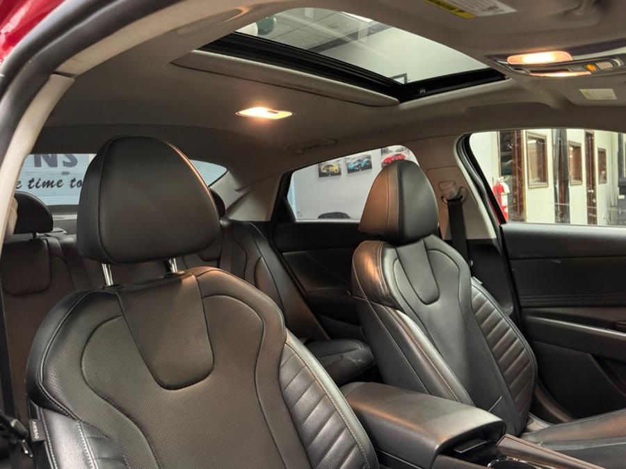 2022 Hyundai Elantra Limited IVT, available for sale in Inwood, New York | 5 Towns Drive. Inwood, New York 2022 Hyundai Elantra Limited IVT, available for sale in Inwood, New York | 5 Towns Drive. Inwood, New York