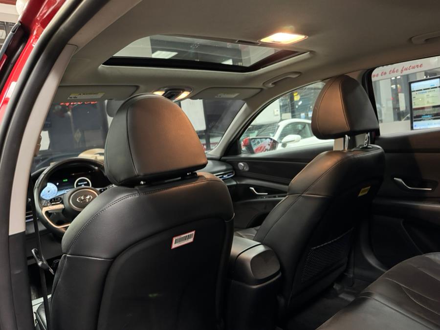 2022 Hyundai Elantra Limited IVT, available for sale in Inwood, New York | 5 Towns Drive. Inwood, New York 2022 Hyundai Elantra Limited IVT, available for sale in Inwood, New York | 5 Towns Drive. Inwood, New York