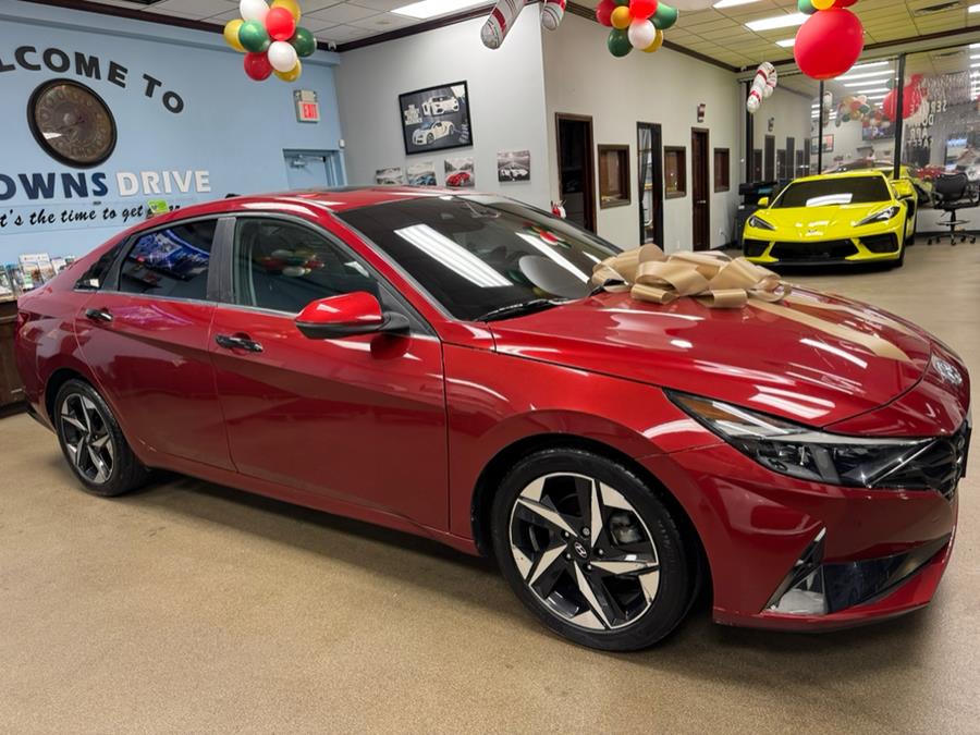 2022 Hyundai Elantra Limited IVT, available for sale in Inwood, New York | 5 Towns Drive. Inwood, New York 2022 Hyundai Elantra Limited IVT, available for sale in Inwood, New York | 5 Towns Drive. Inwood, New York
