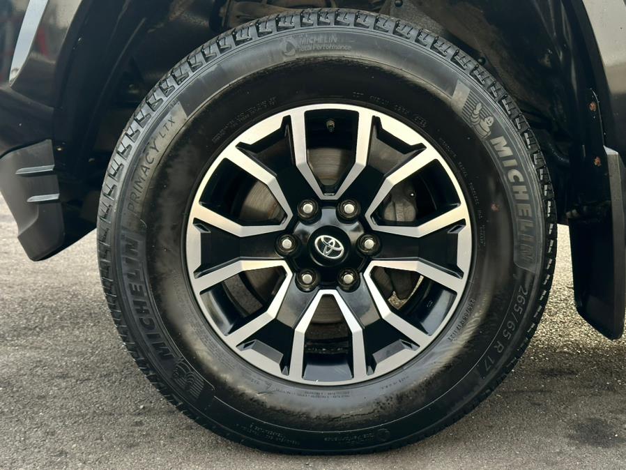 2021 Toyota Tacoma 4WD TRD Sport Double Cab 5'' Bed V6 AT (Natl), available for sale in Hillside, New Jersey | Champion Auto Hillside. Hillside, New Jersey 2021 Toyota Tacoma 4WD TRD Sport Double Cab 5'' Bed V6 AT (Natl), available for sale in Hillside, New Jersey | Champion Auto Hillside. Hillside, New Jersey