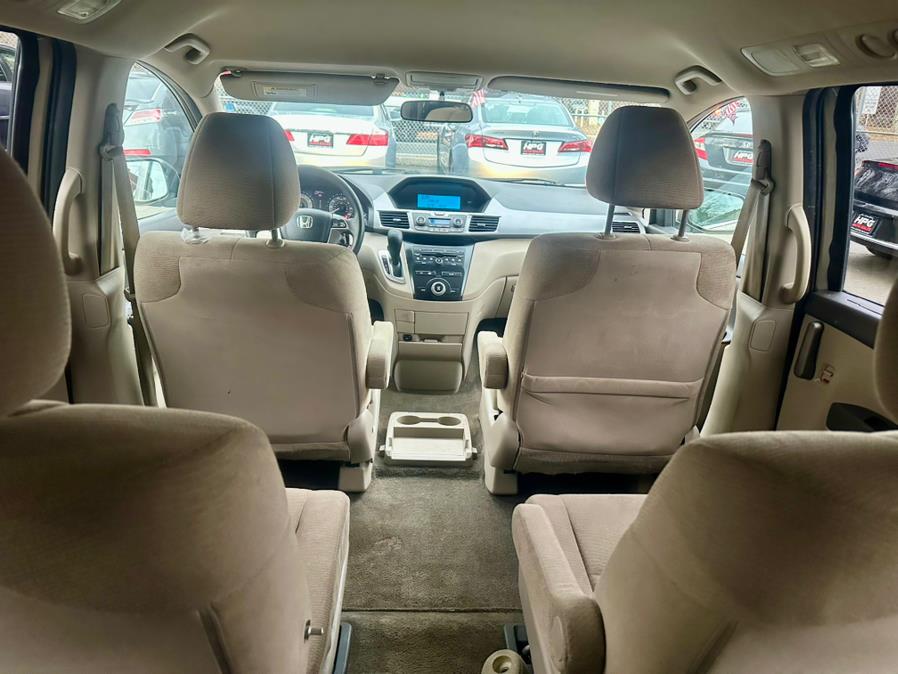 2011 Honda Odyssey 5dr LX, available for sale in Hartford, Connecticut | HPG Auto Sales LLC. Hartford, Connecticut 2011 Honda Odyssey 5dr LX, available for sale in Hartford, Connecticut | HPG Auto Sales LLC. Hartford, Connecticut