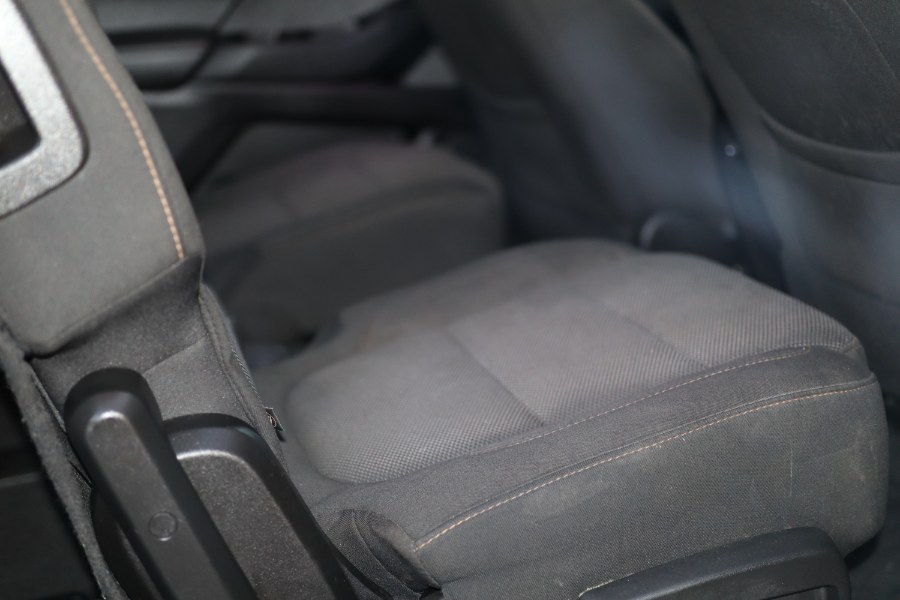 2019 Chevrolet Traverse AWD 4dr LT Cloth w/1LT, available for sale in Jamaica, New York | Hillside Auto Mall Inc.. Jamaica, New York 2019 Chevrolet Traverse AWD 4dr LT Cloth w/1LT, available for sale in Jamaica, New York | Hillside Auto Mall Inc.. Jamaica, New York