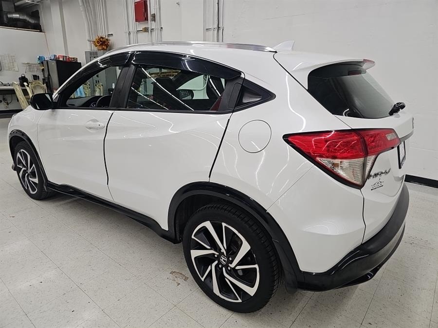 2020 Honda HR-V Sport photo 3