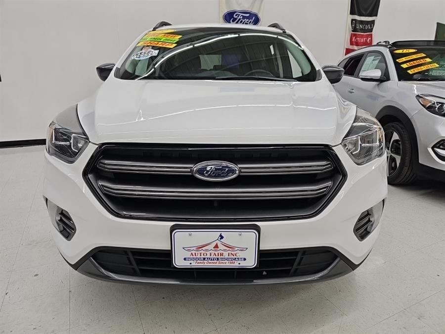 2019 Ford Escape SEL photo 1