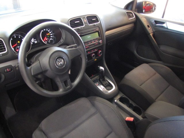 2013 Volkswagen Golf Base photo 6