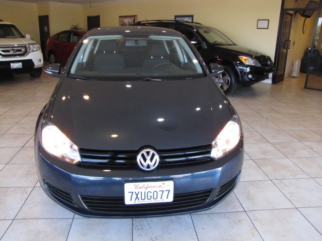 2013 Volkswagen Golf Base photo 1