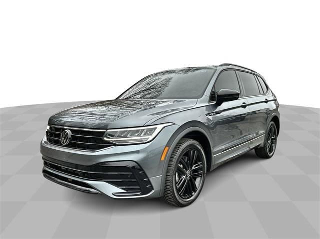 Used 2022 Volkswagen Tiguan in Avon, Connecticut | Sullivan Automotive Group. Avon, Connecticut