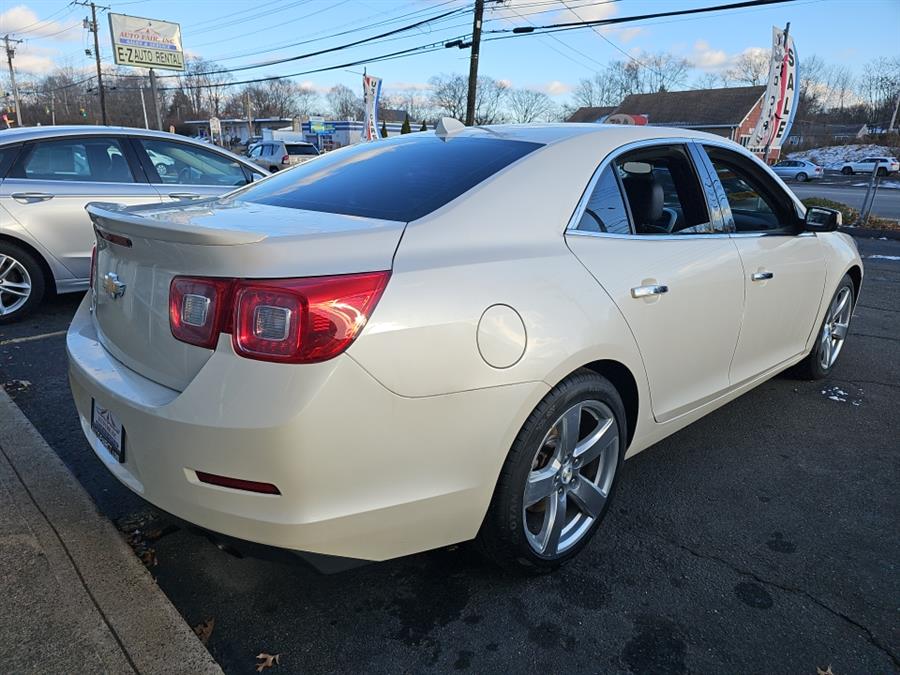 2014 Chevrolet Malibu 2LZ photo 5