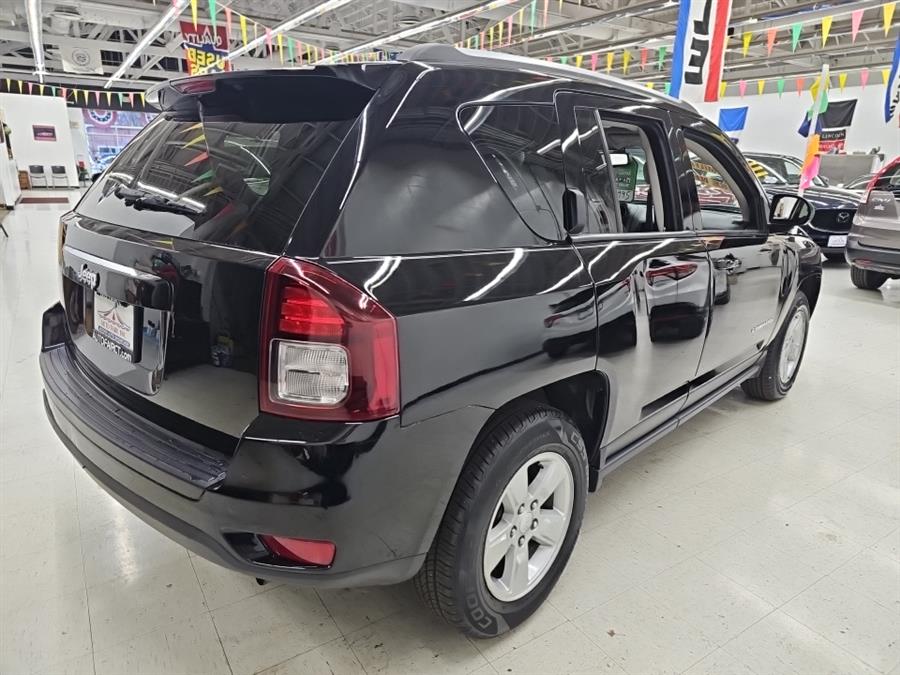 2017 Jeep Compass Sport photo 5