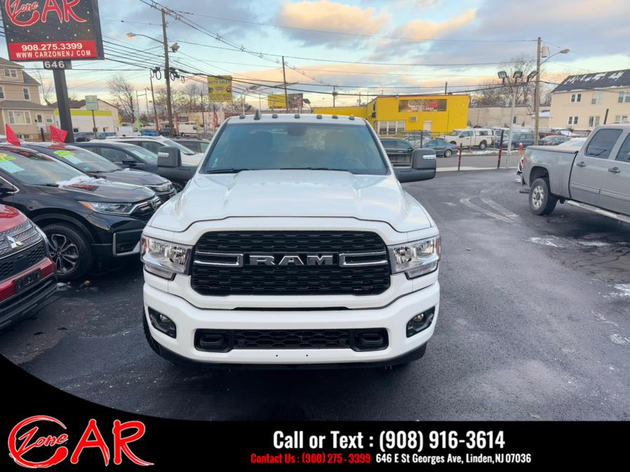 2024 RAM Ram 3500 Pickup Big Horn photo 4