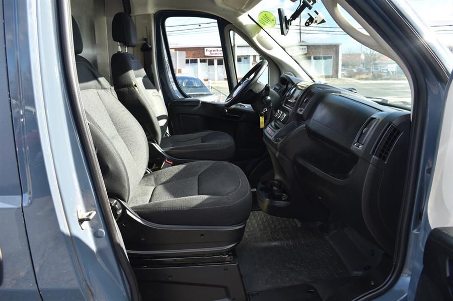 2019 RAM ProMaster Cargo Van Base photo 16