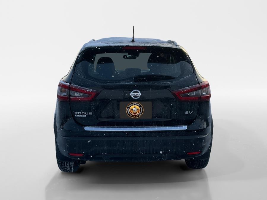 2021 Nissan Rogue Sport SV photo 3