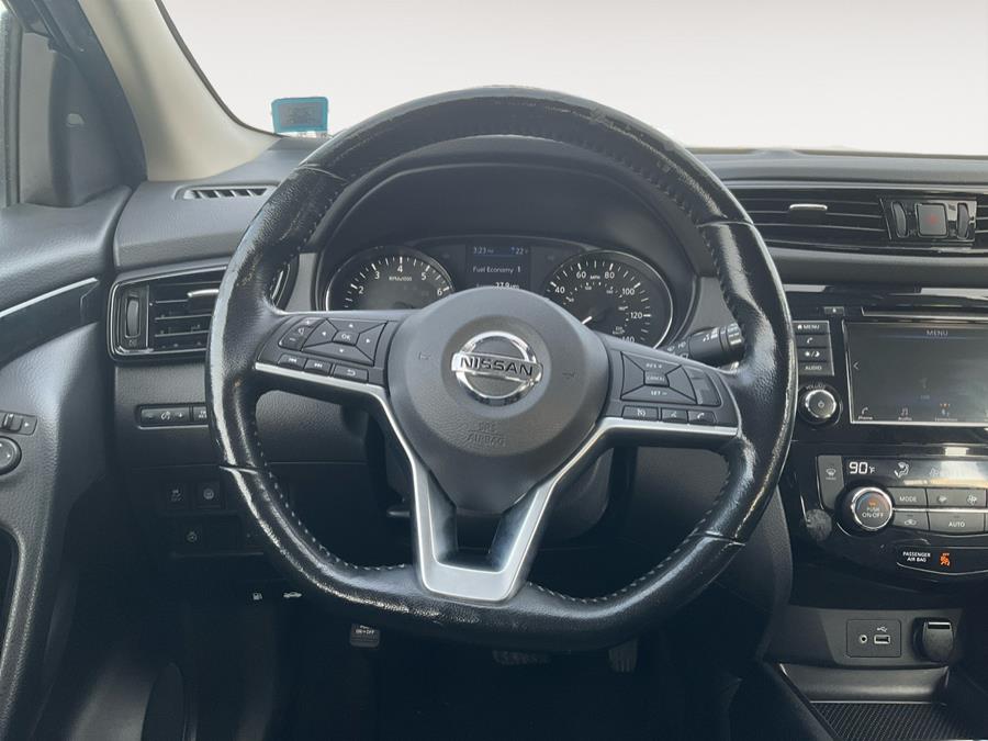 2021 Nissan Rogue Sport SV photo 11