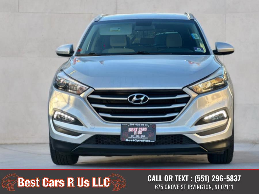 2017 Hyundai Tucson SE photo 1