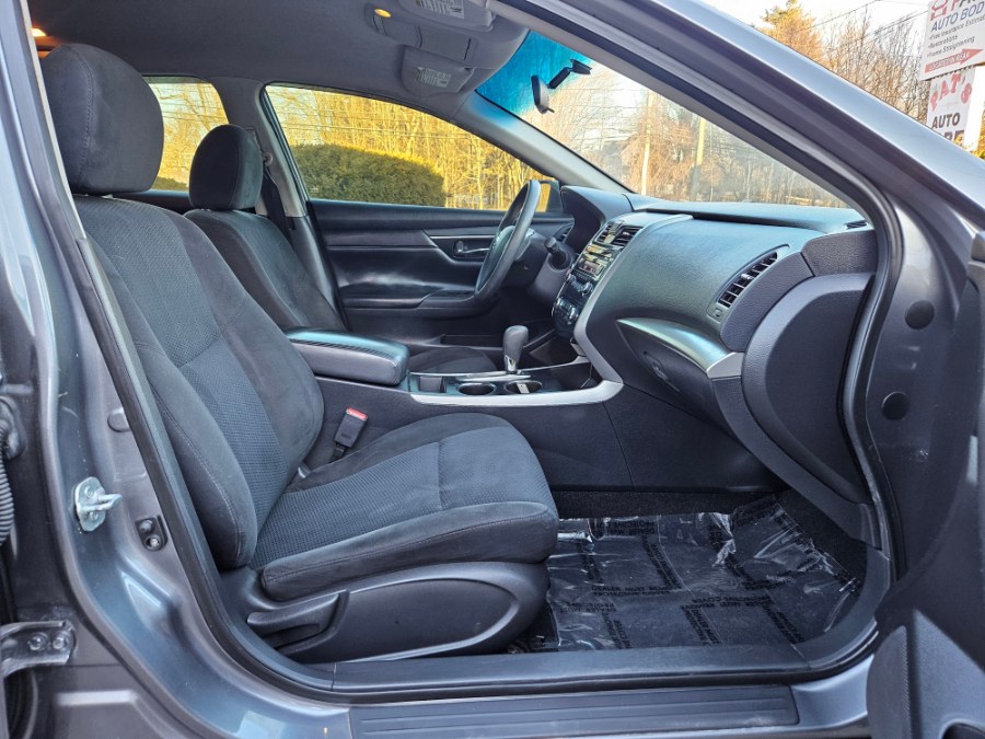 2015 Nissan Altima 4dr Sdn I4 2.5 SV, available for sale in East Windsor, Connecticut | Toro Auto. East Windsor, Connecticut 2015 Nissan Altima 4dr Sdn I4 2.5 SV, available for sale in East Windsor, Connecticut | Toro Auto. East Windsor, Connecticut