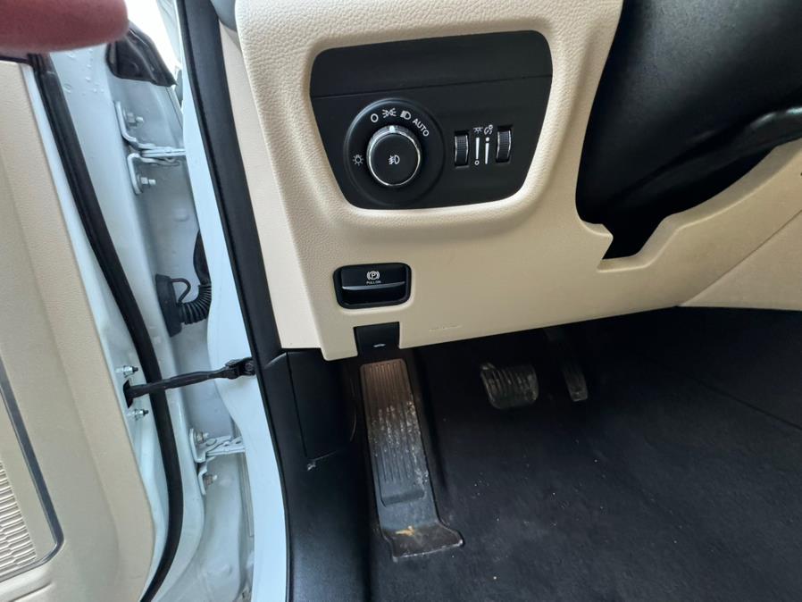 2021 Jeep Grand Cherokee L Limited 4x4, available for sale in Freeport, New York | Prestige Motor Cars. Freeport, New York 2021 Jeep Grand Cherokee L Limited 4x4, available for sale in Freeport, New York | Prestige Motor Cars. Freeport, New York