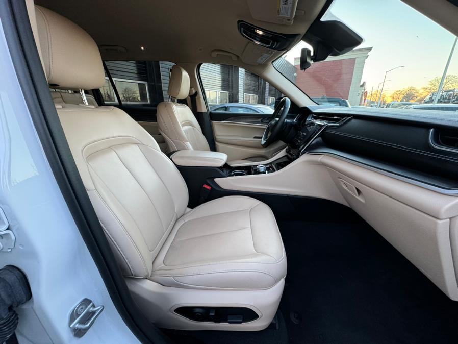 2021 Jeep Grand Cherokee L Limited 4x4, available for sale in Freeport, New York | Prestige Motor Cars. Freeport, New York 2021 Jeep Grand Cherokee L Limited 4x4, available for sale in Freeport, New York | Prestige Motor Cars. Freeport, New York