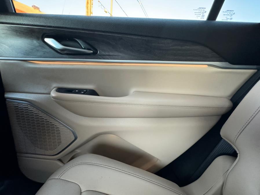 2021 Jeep Grand Cherokee L Limited 4x4, available for sale in Freeport, New York | Prestige Motor Cars. Freeport, New York 2021 Jeep Grand Cherokee L Limited 4x4, available for sale in Freeport, New York | Prestige Motor Cars. Freeport, New York