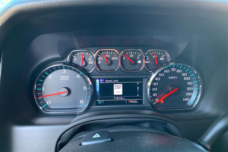 2017 GMC Yukon 4WD 4dr SLT, available for sale in Lindenhurst, New York | Power Motor Group. Lindenhurst, New York 2017 GMC Yukon 4WD 4dr SLT, available for sale in Lindenhurst, New York | Power Motor Group. Lindenhurst, New York