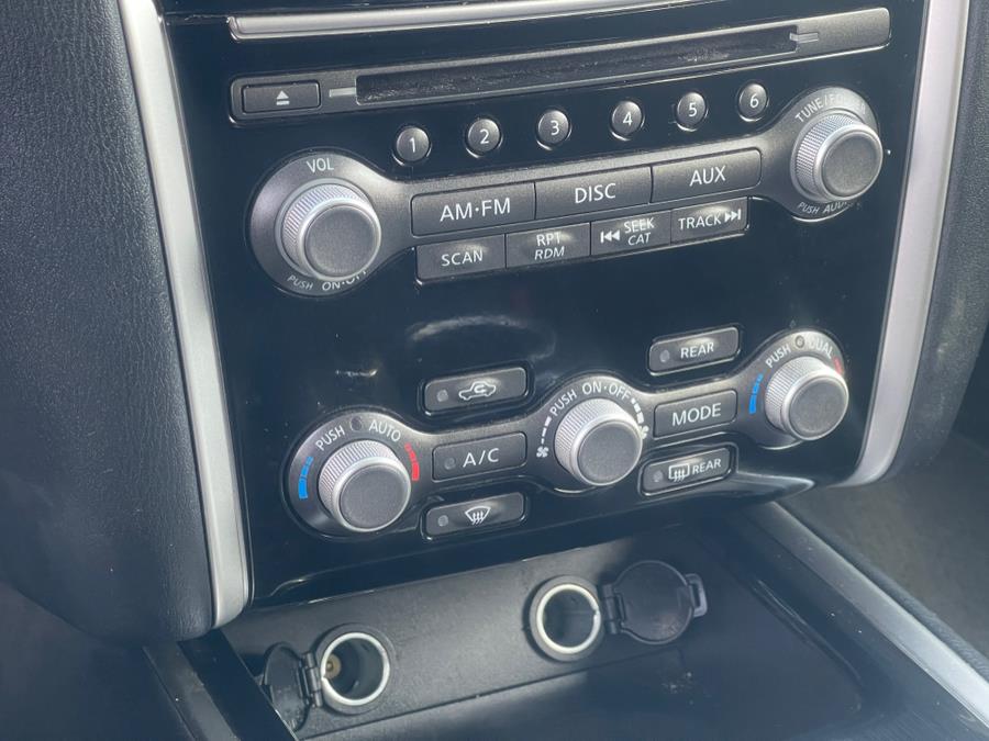 2014 Nissan Pathfinder 4WD 4dr S, available for sale in Irvington , New Jersey | Auto Haus of Irvington Corp. Irvington , New Jersey 2014 Nissan Pathfinder 4WD 4dr S, available for sale in Irvington , New Jersey | Auto Haus of Irvington Corp. Irvington , New Jersey