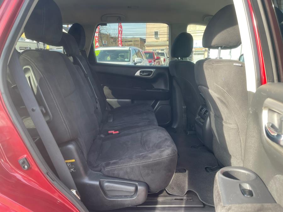 2014 Nissan Pathfinder 4WD 4dr S, available for sale in Irvington , New Jersey | Auto Haus of Irvington Corp. Irvington , New Jersey 2014 Nissan Pathfinder 4WD 4dr S, available for sale in Irvington , New Jersey | Auto Haus of Irvington Corp. Irvington , New Jersey