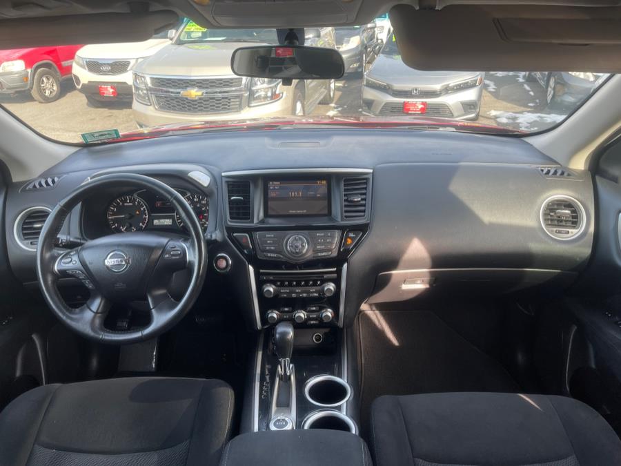 2014 Nissan Pathfinder 4WD 4dr S, available for sale in Irvington , New Jersey | Auto Haus of Irvington Corp. Irvington , New Jersey 2014 Nissan Pathfinder 4WD 4dr S, available for sale in Irvington , New Jersey | Auto Haus of Irvington Corp. Irvington , New Jersey