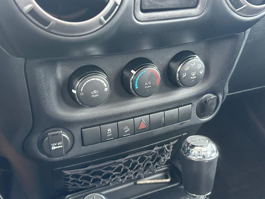 2016 Jeep Wrangler Unlimited Sport, available for sale in Darien, Wisconsin | Geneva Motor Cars. Darien, Wisconsin 2016 Jeep Wrangler Unlimited Sport, available for sale in Darien, Wisconsin | Geneva Motor Cars. Darien, Wisconsin