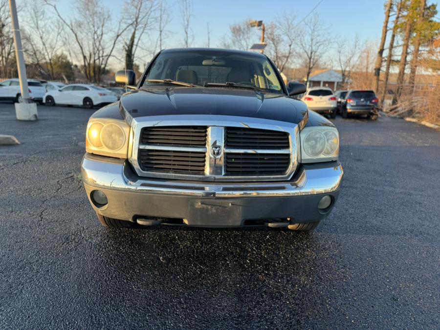 2005 Dodge Dakota 4dr Quad Cab 131" WB 4WD SLT, available for sale in BURLINGTON, New Jersey | Tri States Auto Group. BURLINGTON, New Jersey 2005 Dodge Dakota 4dr Quad Cab 131" WB 4WD SLT, available for sale in BURLINGTON, New Jersey | Tri States Auto Group. BURLINGTON, New Jersey