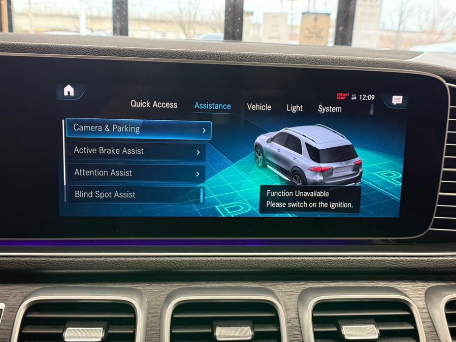 2022 Mercedes-Benz GLE GLE 350 4MATIC SUV, available for sale in Massapequa Park, New York | Power Motors East. Massapequa Park, New York 2022 Mercedes-Benz GLE GLE 350 4MATIC SUV, available for sale in Massapequa Park, New York | Power Motors East. Massapequa Park, New York