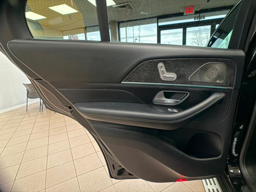 2022 Mercedes-Benz GLE GLE 350 4MATIC SUV, available for sale in Massapequa Park, New York | Power Motors East. Massapequa Park, New York 2022 Mercedes-Benz GLE GLE 350 4MATIC SUV, available for sale in Massapequa Park, New York | Power Motors East. Massapequa Park, New York
