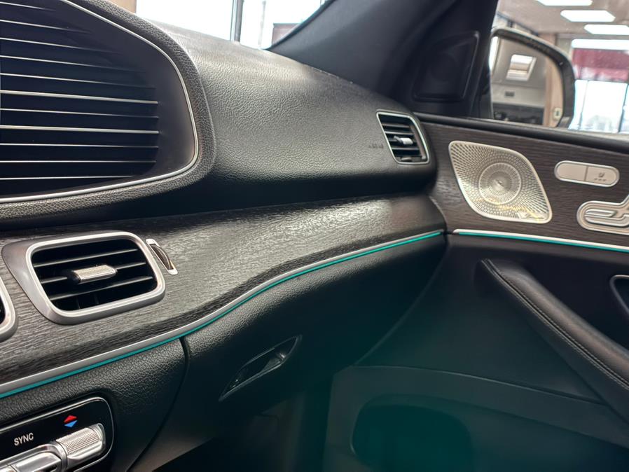 2022 Mercedes-Benz GLE GLE 350 4MATIC SUV, available for sale in Massapequa Park, New York | Power Motors East. Massapequa Park, New York 2022 Mercedes-Benz GLE GLE 350 4MATIC SUV, available for sale in Massapequa Park, New York | Power Motors East. Massapequa Park, New York