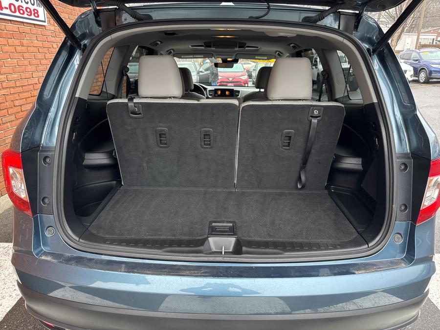 2019 Honda Pilot EX-L w/Navi & RES AWD, available for sale in Waterbury, Connecticut | National Auto Brokers, Inc.. Waterbury, Connecticut 2019 Honda Pilot EX-L w/Navi & RES AWD, available for sale in Waterbury, Connecticut | National Auto Brokers, Inc.. Waterbury, Connecticut