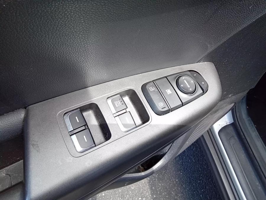 2020 Kia Sportage LX Sport Utility 4D, available for sale in Irvington, New Jersey | NJ Used Cars Center. Irvington, New Jersey 2020 Kia Sportage LX Sport Utility 4D, available for sale in Irvington, New Jersey | NJ Used Cars Center. Irvington, New Jersey