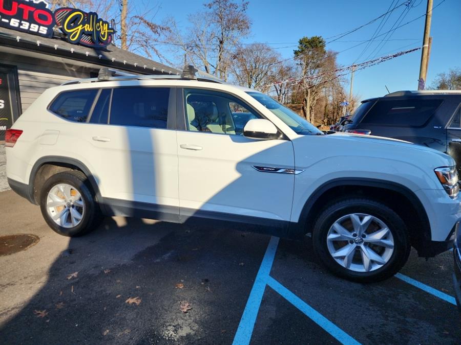 2018 Volkswagen Atlas 3.6L V6 SE 4MOTION, available for sale in Islip, New York | L.I. Auto Gallery. Islip, New York 2018 Volkswagen Atlas 3.6L V6 SE 4MOTION, available for sale in Islip, New York | L.I. Auto Gallery. Islip, New York