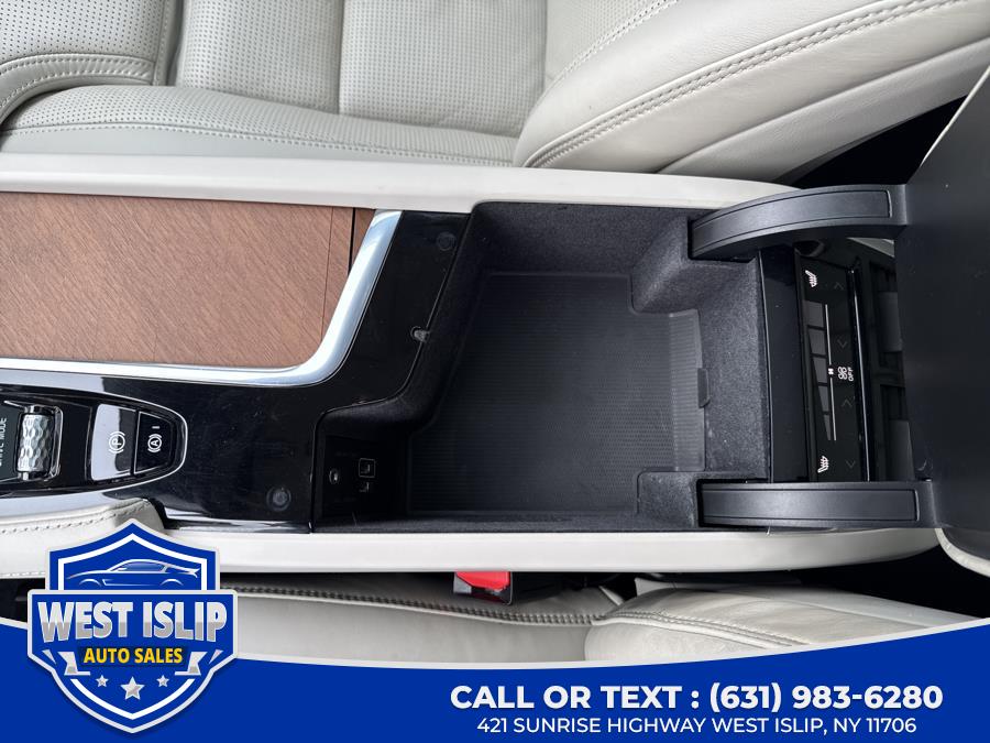 2017 Volvo XC90 T8 eAWD Plug-In Hybrid 7-Passenger Inscription, available for sale in West Islip, New York | West Islip Auto Sales. West Islip, New York 2017 Volvo XC90 T8 eAWD Plug-In Hybrid 7-Passenger Inscription, available for sale in West Islip, New York | West Islip Auto Sales. West Islip, New York