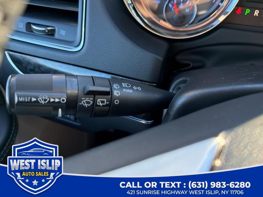 2015 Chrysler Town & Country w/ RES 4dr Wgn Touring, available for sale in West Islip, New York | West Islip Auto Sales. West Islip, New York 2015 Chrysler Town & Country w/ RES 4dr Wgn Touring, available for sale in West Islip, New York | West Islip Auto Sales. West Islip, New York