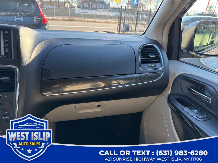 2015 Chrysler Town & Country w/ RES 4dr Wgn Touring, available for sale in West Islip, New York | West Islip Auto Sales. West Islip, New York 2015 Chrysler Town & Country w/ RES 4dr Wgn Touring, available for sale in West Islip, New York | West Islip Auto Sales. West Islip, New York