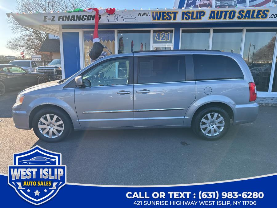 2015 Chrysler Town & Country w/ RES 4dr Wgn Touring, available for sale in West Islip, New York | West Islip Auto Sales. West Islip, New York 2015 Chrysler Town & Country w/ RES 4dr Wgn Touring, available for sale in West Islip, New York | West Islip Auto Sales. West Islip, New York