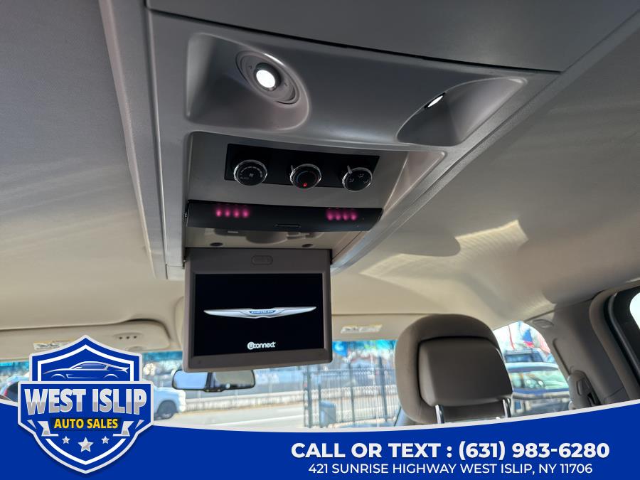2015 Chrysler Town & Country w/ RES 4dr Wgn Touring, available for sale in West Islip, New York | West Islip Auto Sales. West Islip, New York 2015 Chrysler Town & Country w/ RES 4dr Wgn Touring, available for sale in West Islip, New York | West Islip Auto Sales. West Islip, New York