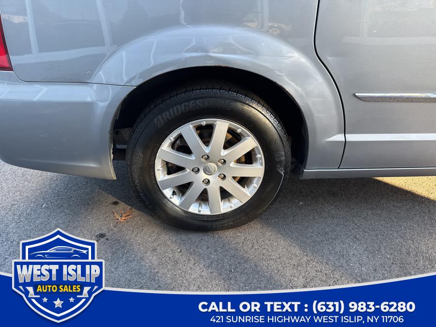 2015 Chrysler Town & Country w/ RES 4dr Wgn Touring, available for sale in West Islip, New York | West Islip Auto Sales. West Islip, New York 2015 Chrysler Town & Country w/ RES 4dr Wgn Touring, available for sale in West Islip, New York | West Islip Auto Sales. West Islip, New York