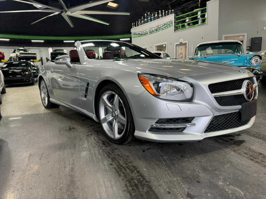 2013 Mercedes-Benz SL-Class 2dr Roadster SL 550, available for sale in Oxford, Connecticut | Buonauto Enterprises. Oxford, Connecticut